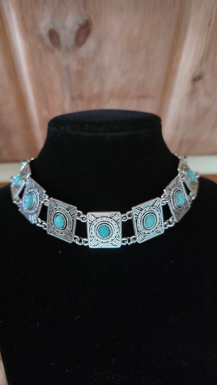 Silver Tone Turquoise Station Choker Necklace Boho Lobster Costume Jewelry 20in